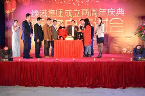 �������е���